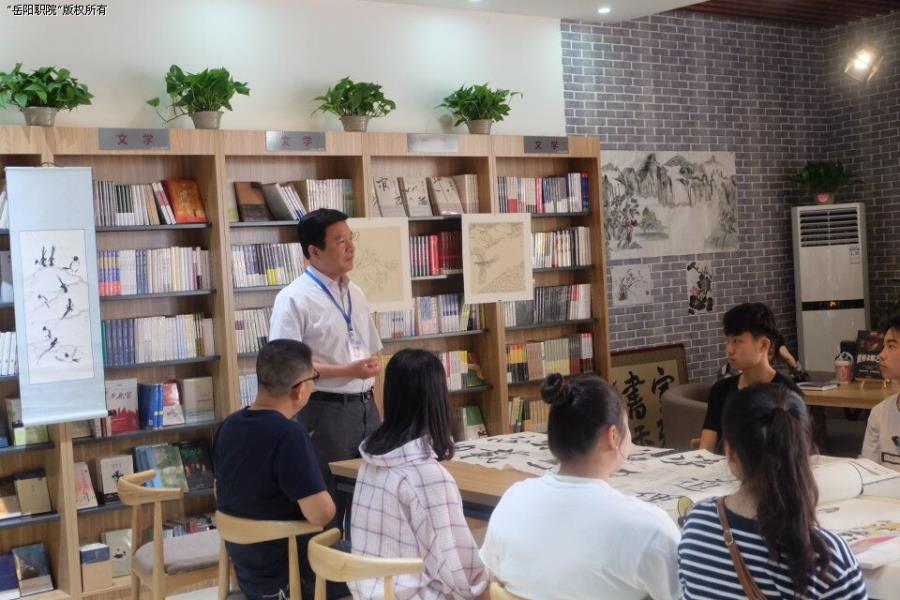 潘岳生经理亲临活动现场.jpg