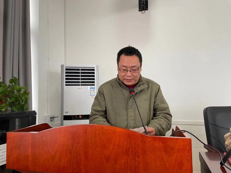 岳阳市申通快递周小波发言.jpg