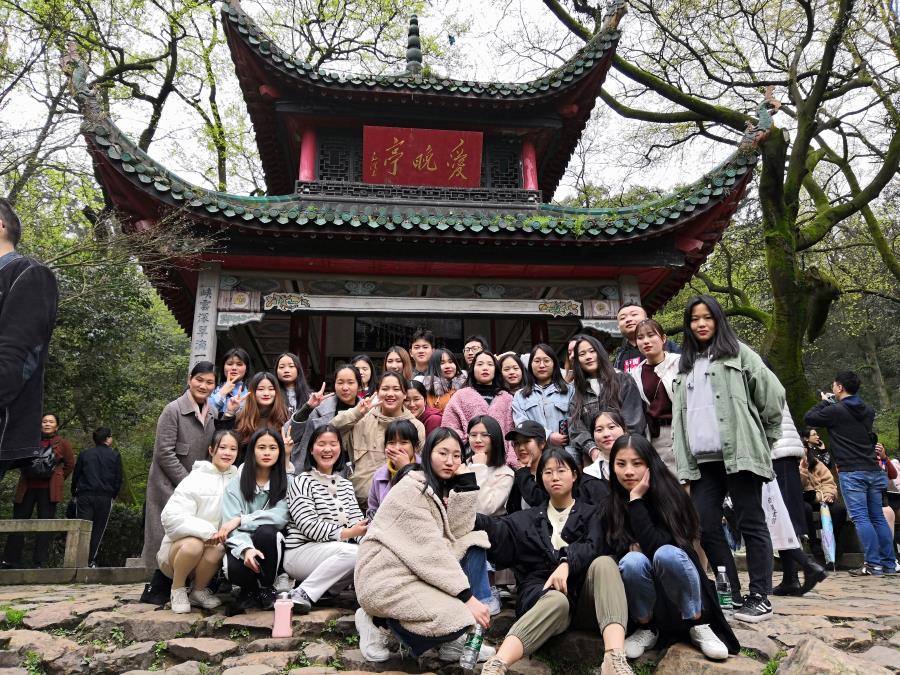 旅游管理专业介绍1.jpg