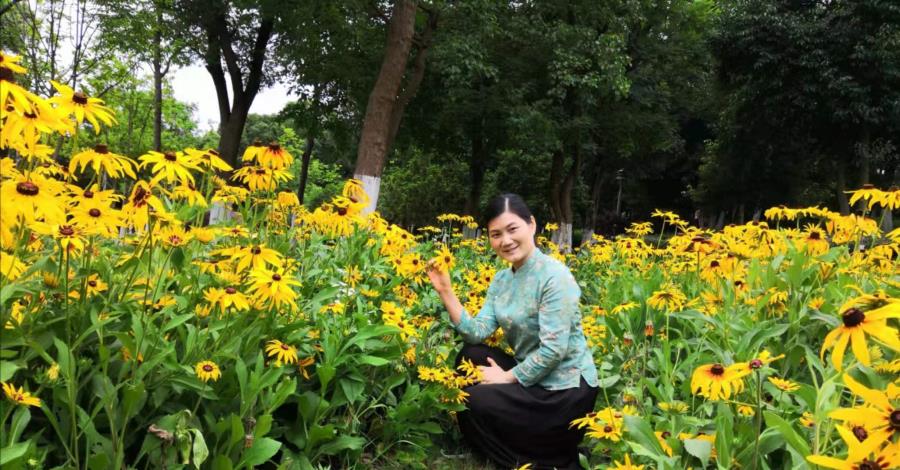 余芳.jpg